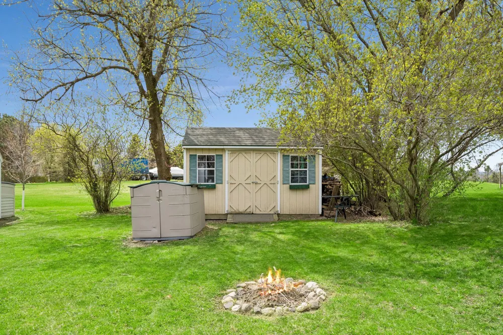 3677 Norris Avenue NW Annandale, MN 55302