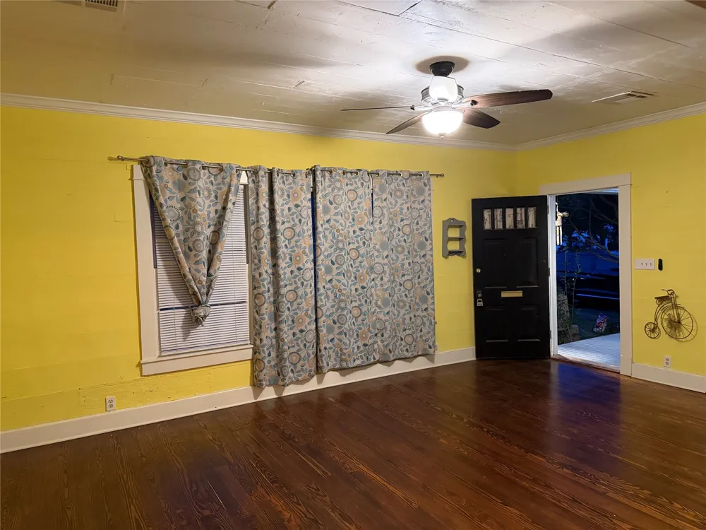 821 Ward Street Marlin, TX 76661