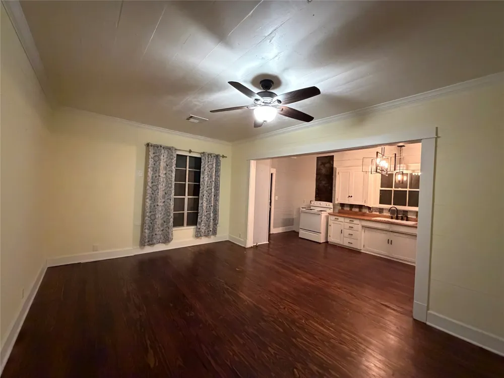 821 Ward Street Marlin, TX 76661