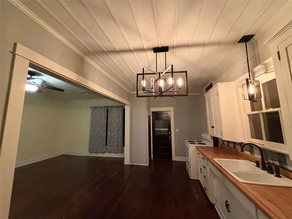 821 Ward Street Marlin, TX 76661