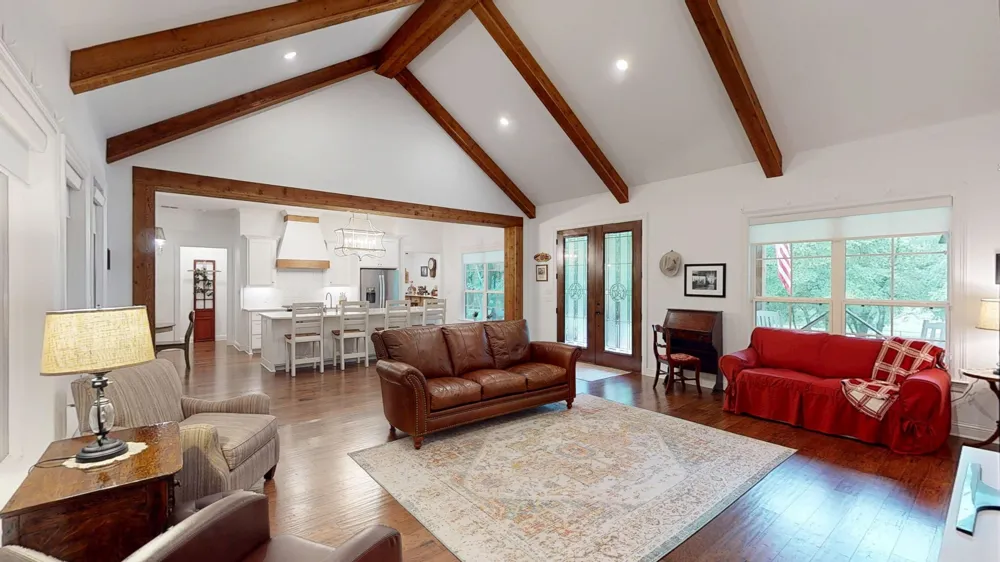 805 County Road 3802 Bullard, TX 75757