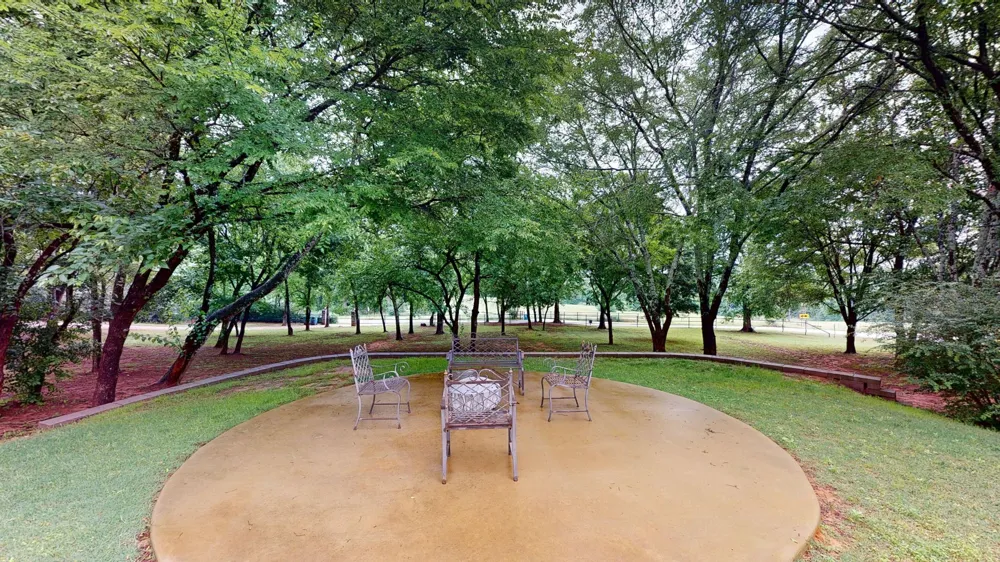 805 County Road 3802 Bullard, TX 75757