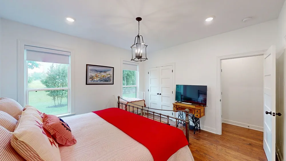 805 County Road 3802 Bullard, TX 75757