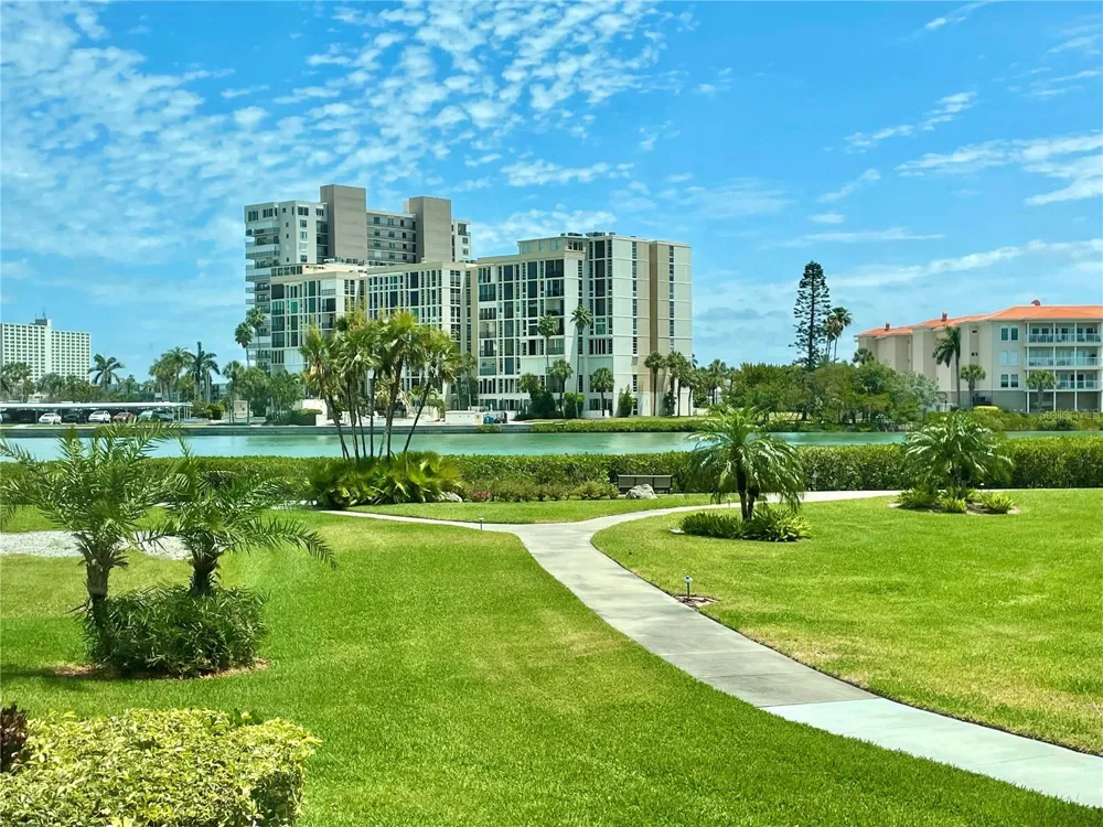 7893 SAILBOAT KEY BOULEVARD S #101 South Pasadena, FL 33707