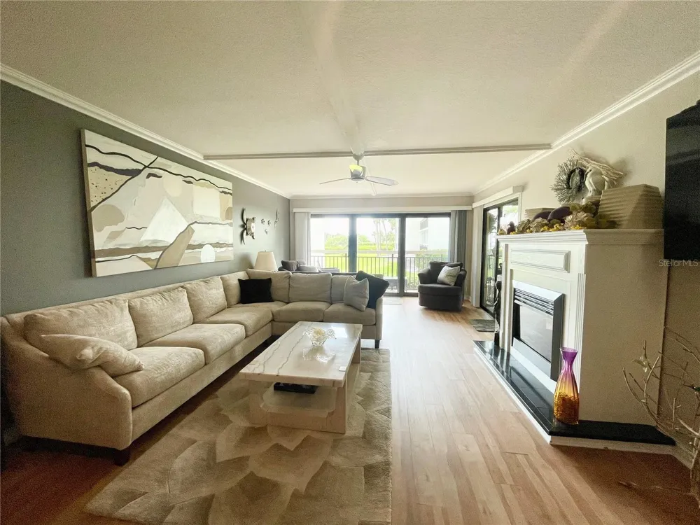 7893 SAILBOAT KEY BOULEVARD S #101 South Pasadena, FL 33707
