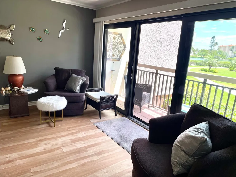 7893 SAILBOAT KEY BOULEVARD S #101 South Pasadena, FL 33707