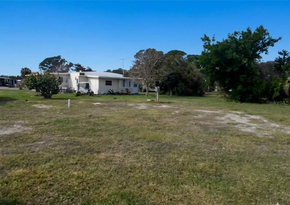 6789 HAKI COURT North Port, FL 34287