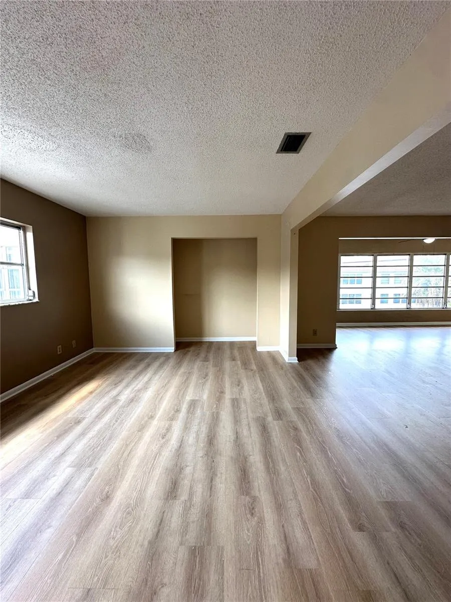 100 EL CAMINO DRIVE #309 Winter Haven, FL 33884