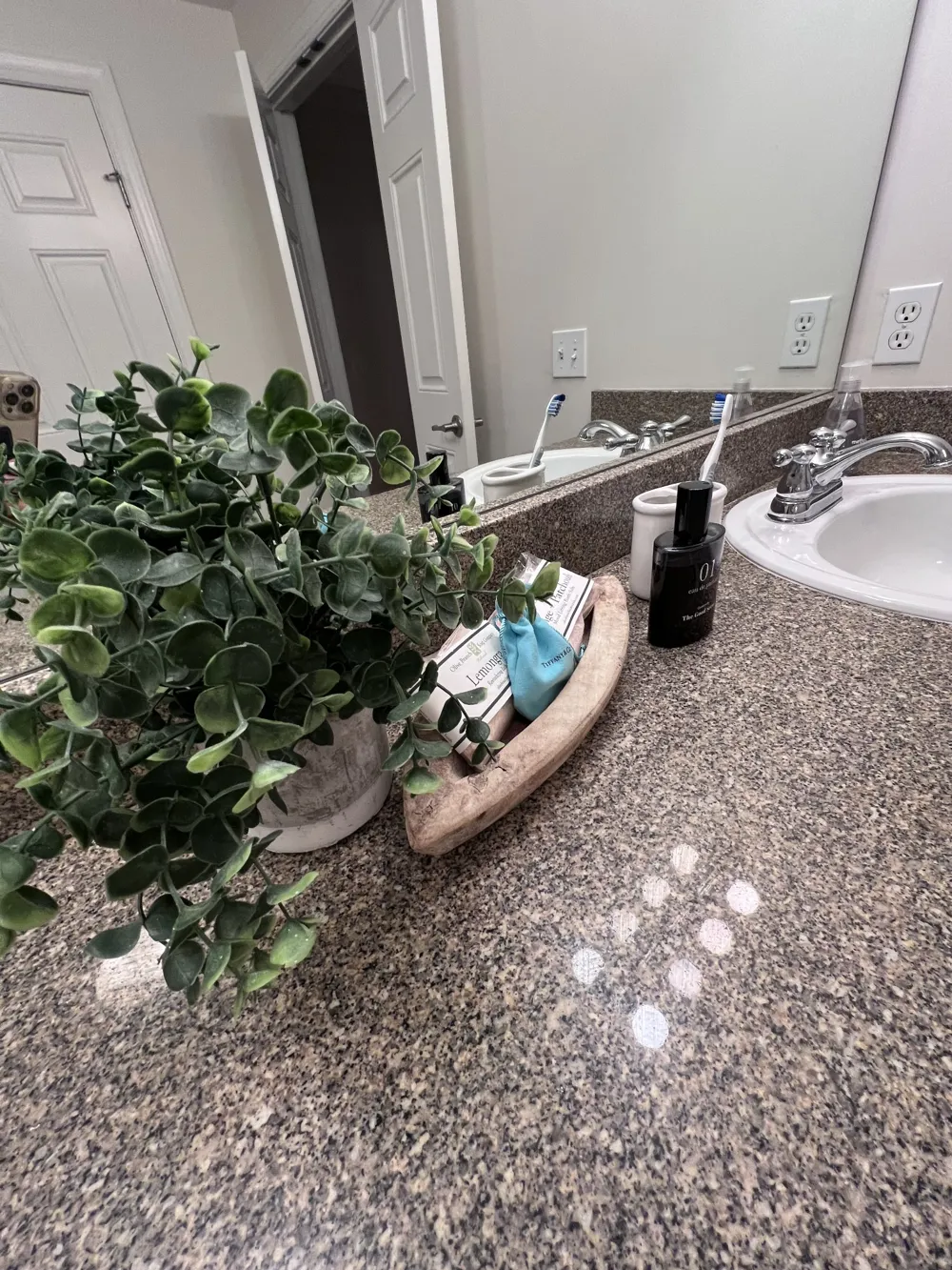 3201 Aspen Grove Dr #D3 Franklin, TN 37067