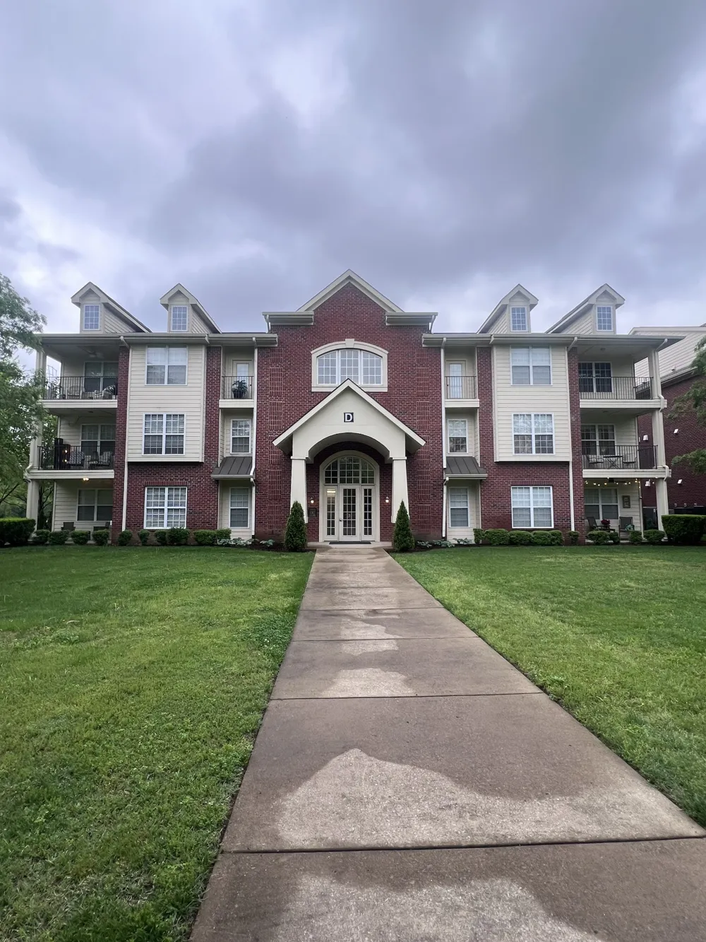 3201 Aspen Grove Dr #D3 Franklin, TN 37067