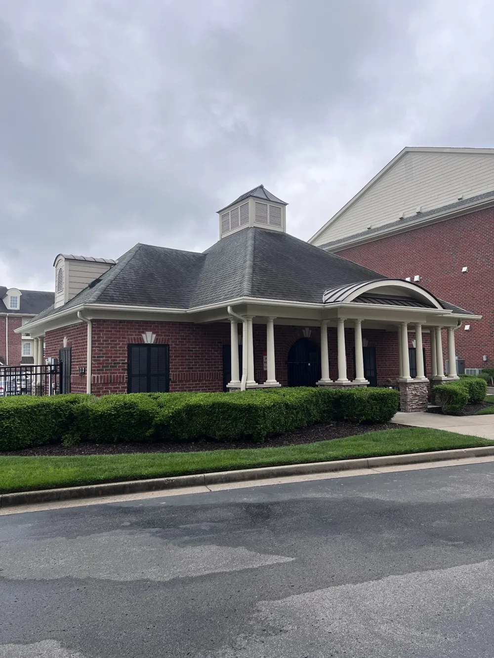 3201 Aspen Grove Dr #D3 Franklin, TN 37067
