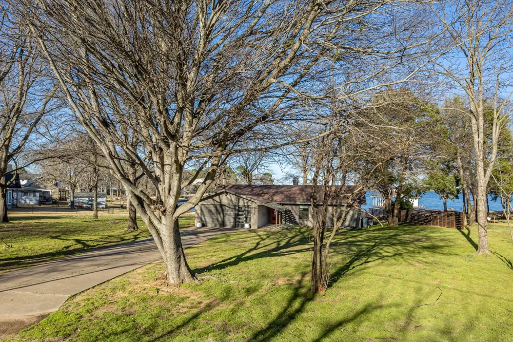 312 Pebble Beach Drive Trinidad, TX 75163