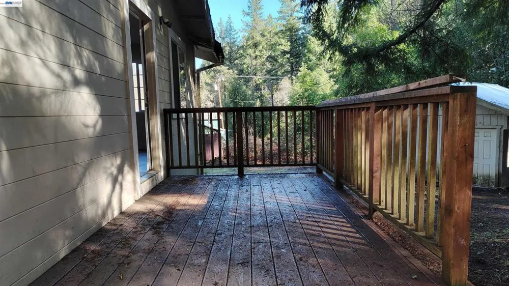 28440 Ryan Creek Road Willits, CA 95490