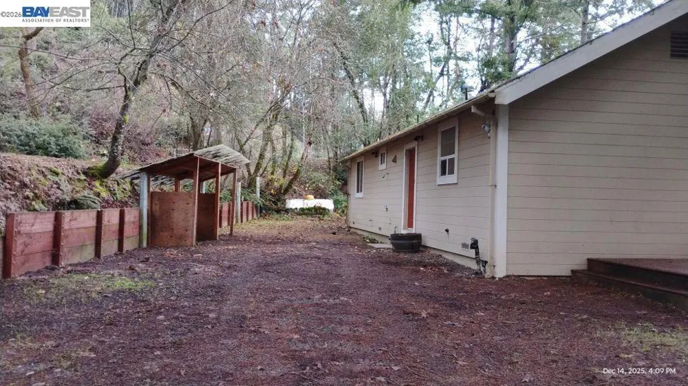 28440 Ryan Creek Road Willits, CA 95490