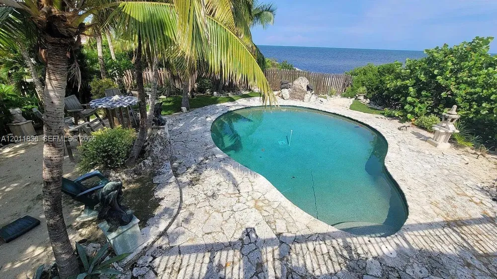 167 Valois Blvd Key Largo, FL 33037
