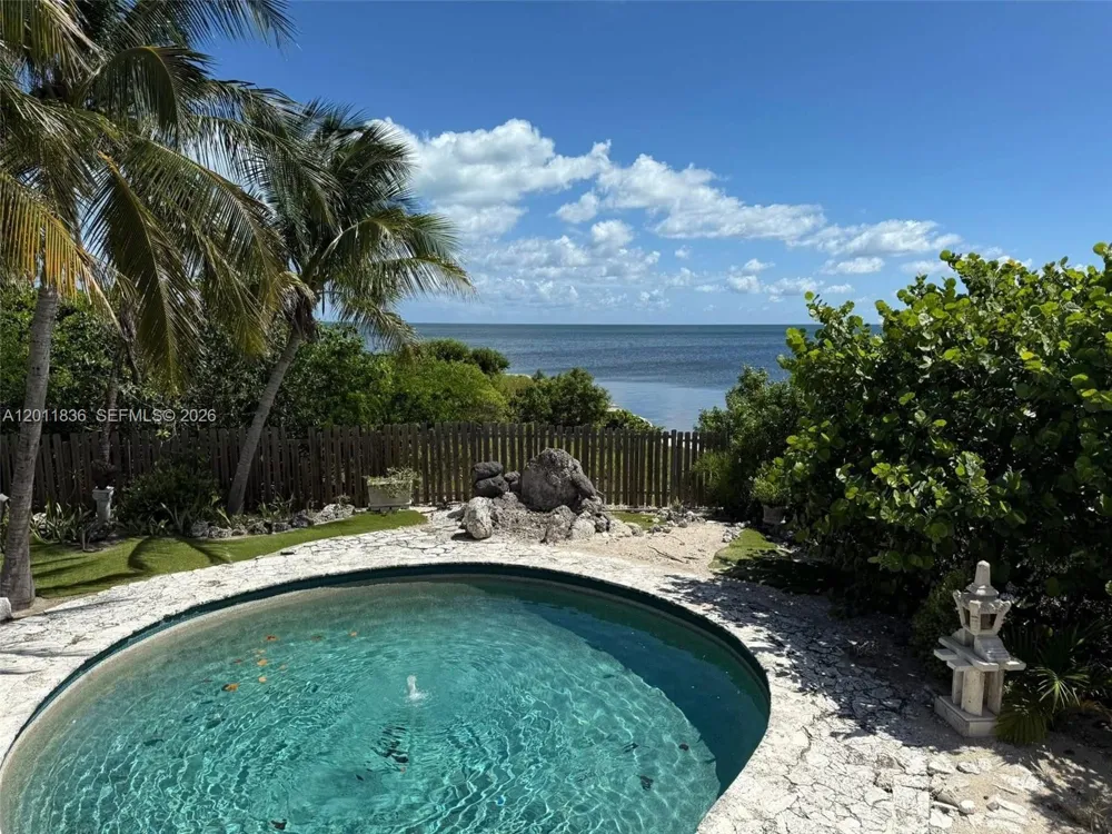 167 Valois Blvd Key Largo, FL 33037