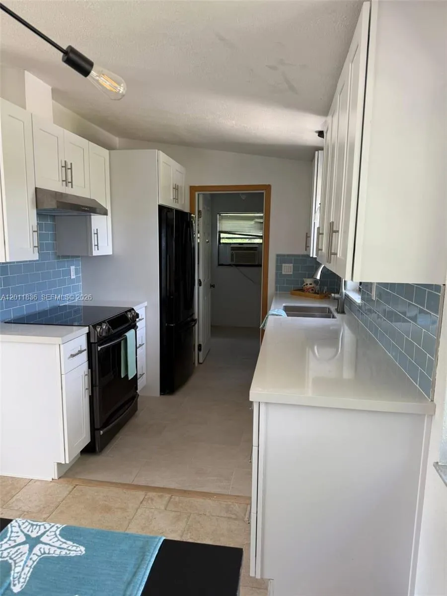 167 Valois Blvd Key Largo, FL 33037