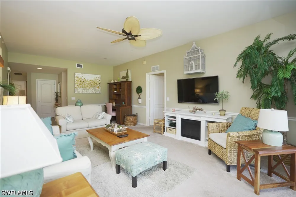 Laurel Greens Lane S #102 Naples, FL 34119