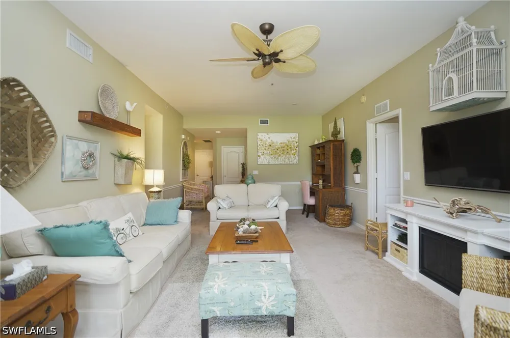 Laurel Greens Lane S #102 Naples, FL 34119