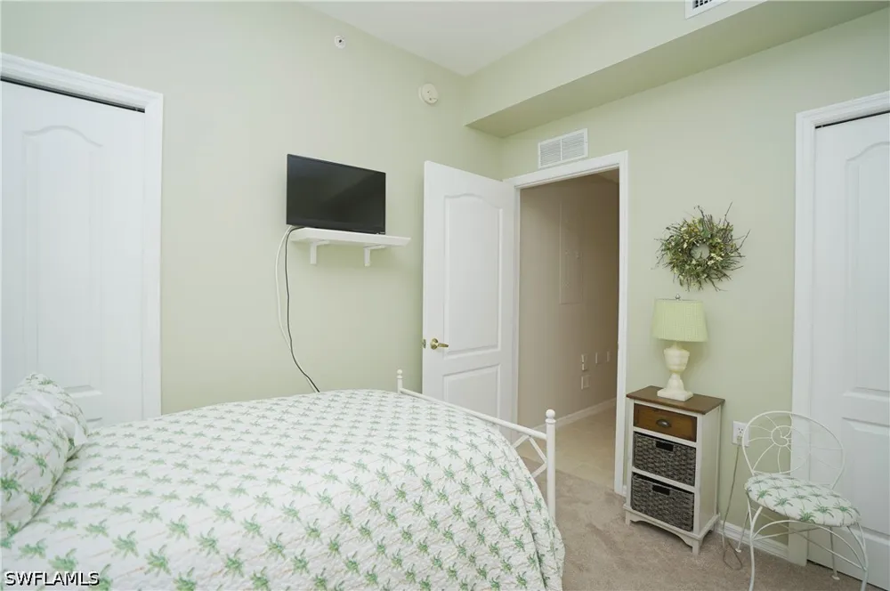 Laurel Greens Lane S #102 Naples, FL 34119