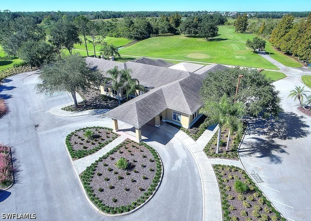 Laurel Greens Lane S #102 Naples, FL 34119