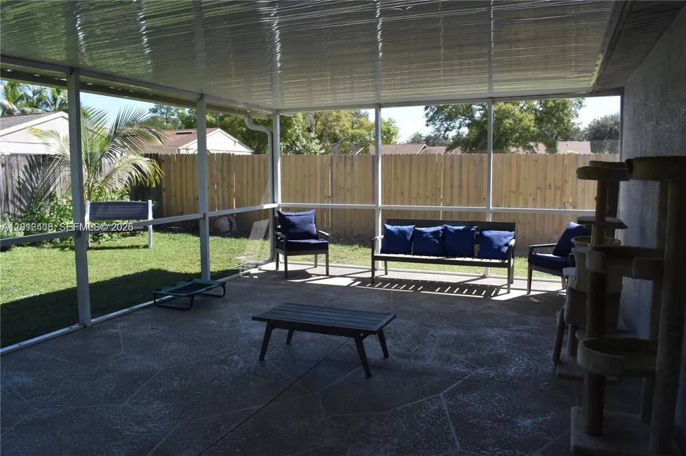 15639 SPRING LINE LN Fort Myers, FL 33905
