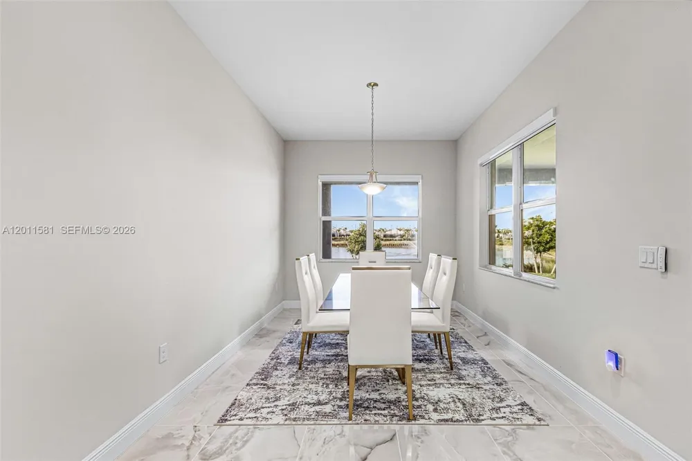 9087 Kite Ln Naples, FL 34114