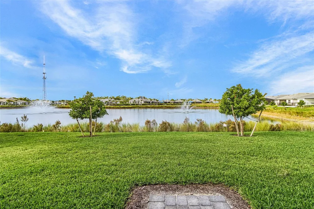 9087 Kite Ln Naples, FL 34114