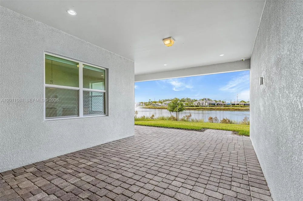 9087 Kite Ln Naples, FL 34114