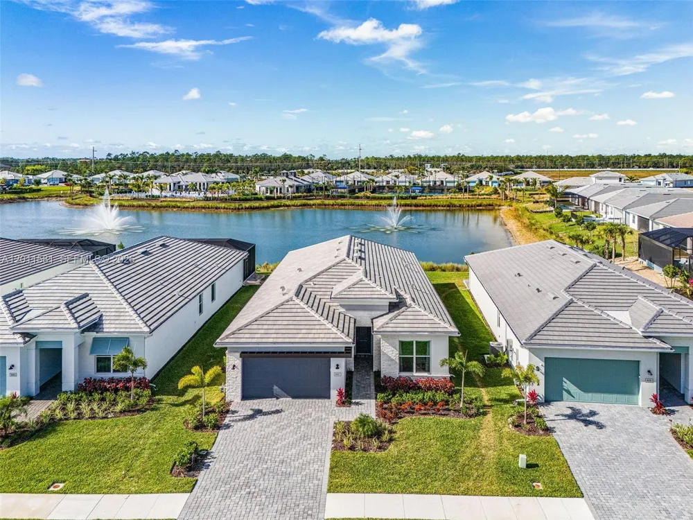 9087 Kite Ln Naples, FL 34114