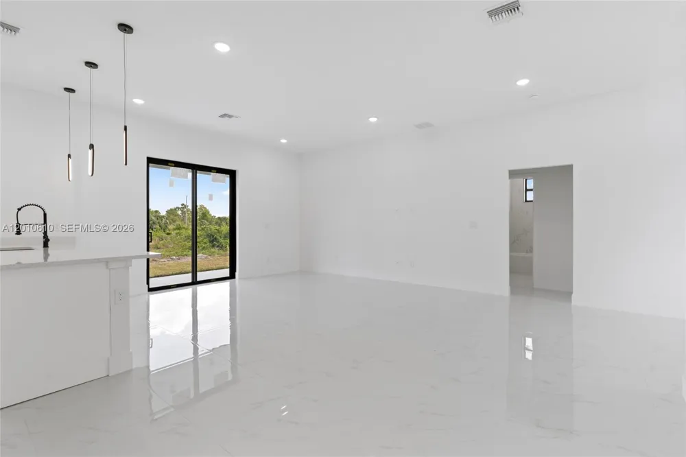 346 Ranchito Ave Lehigh Acres, FL 33974