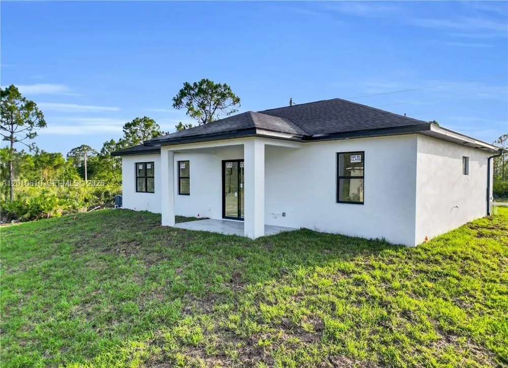 346 Ranchito Ave Lehigh Acres, FL 33974