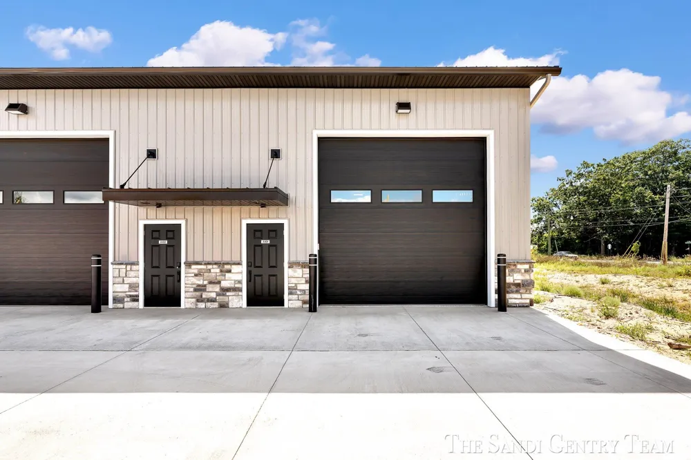 2695 Hein Road #B102 Dalton Township, MI 49445