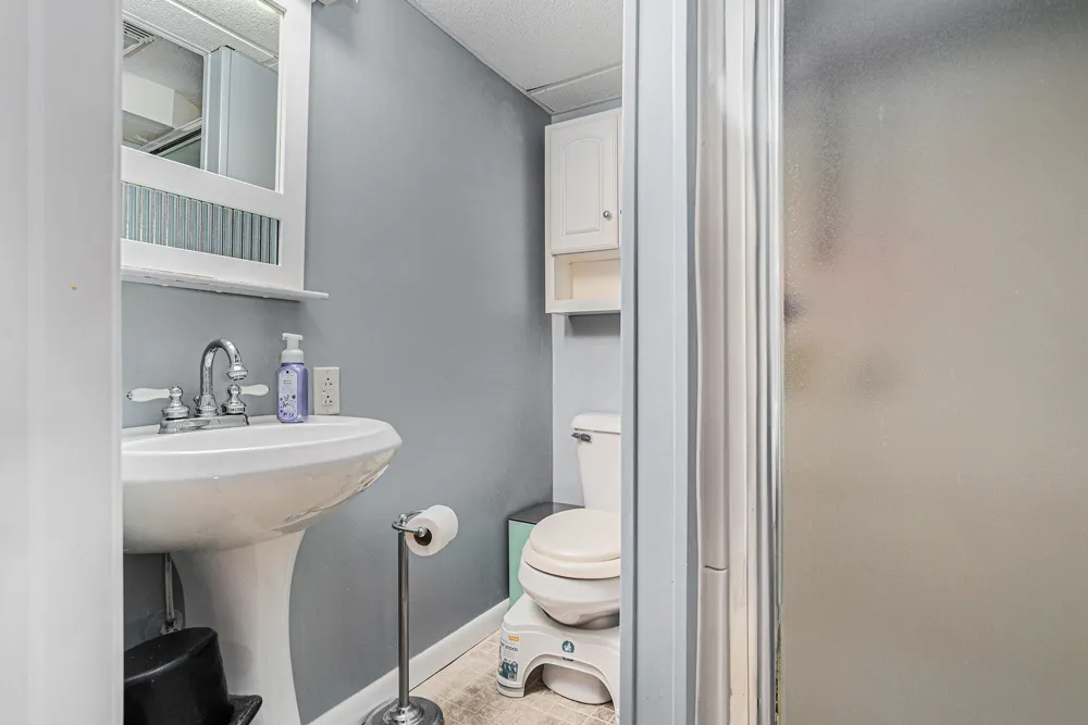 13872 Fineview Bluff Drive Johnstown Township, MI 49017