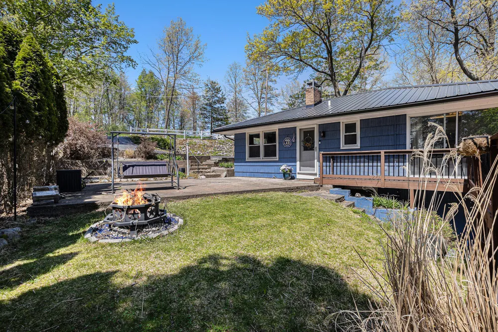 13872 Fineview Bluff Drive Johnstown Township, MI 49017