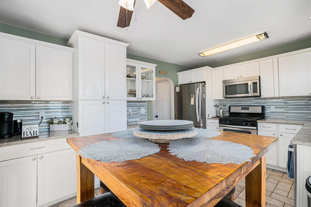 13872 Fineview Bluff Drive Johnstown Township, MI 49017