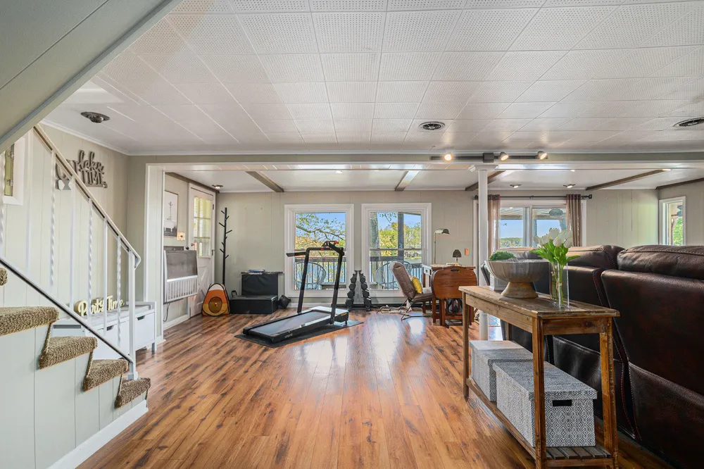 13872 Fineview Bluff Drive Johnstown Township, MI 49017
