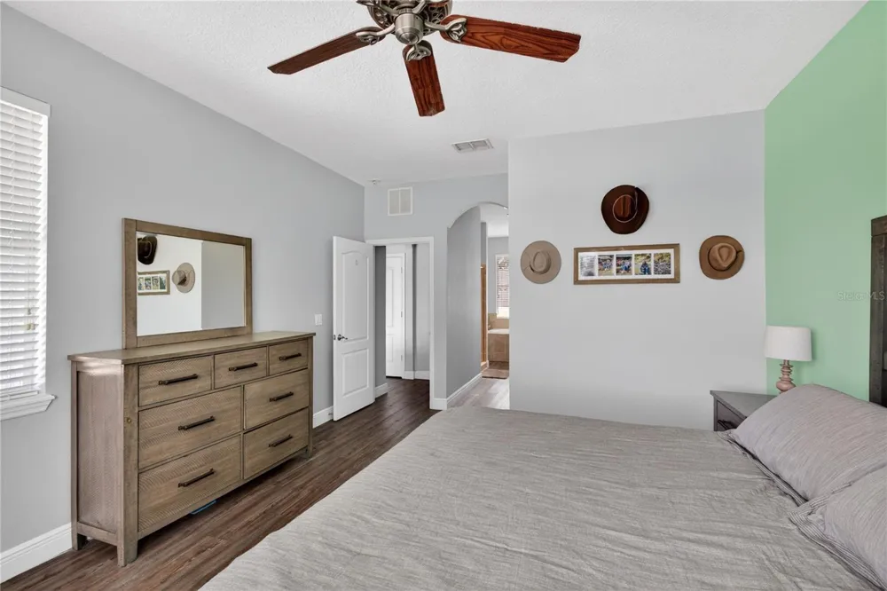 23626 VALDERAMA LANE Sorrento, FL 32776