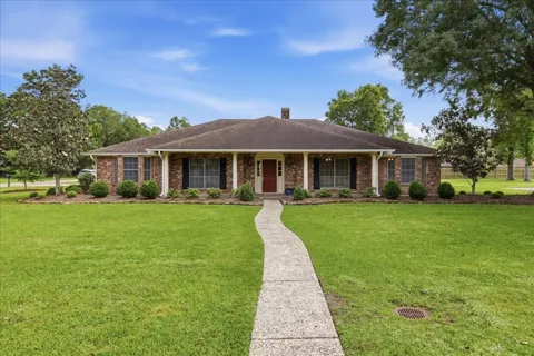 2201 Tall Oaks Drive
