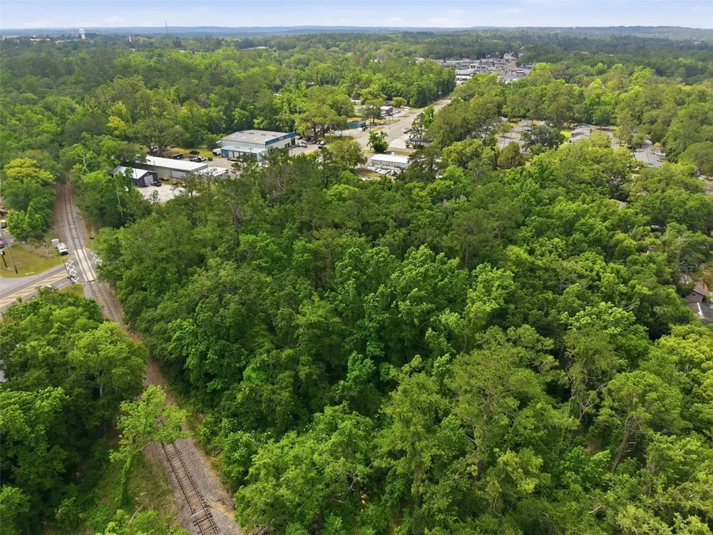 PONCE DE LEON BOULEVARD Brooksville, FL 34601