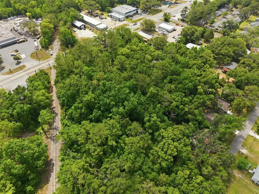 PONCE DE LEON BOULEVARD Brooksville, FL 34601