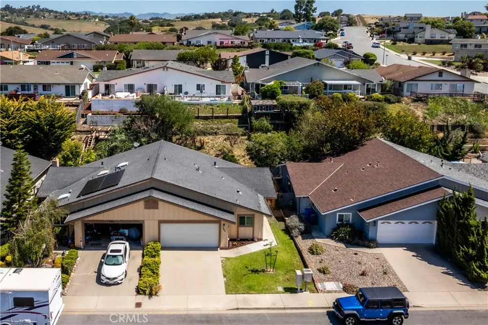 762 White Oak Blvd Pismo Beach, CA 93449