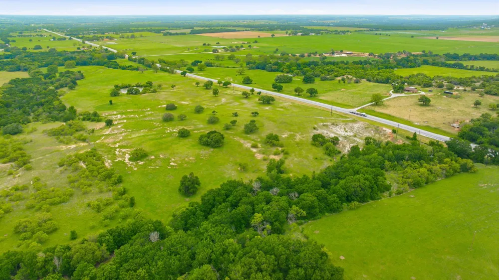 7450 E Hwy 6 #2 De Leon, TX 76444