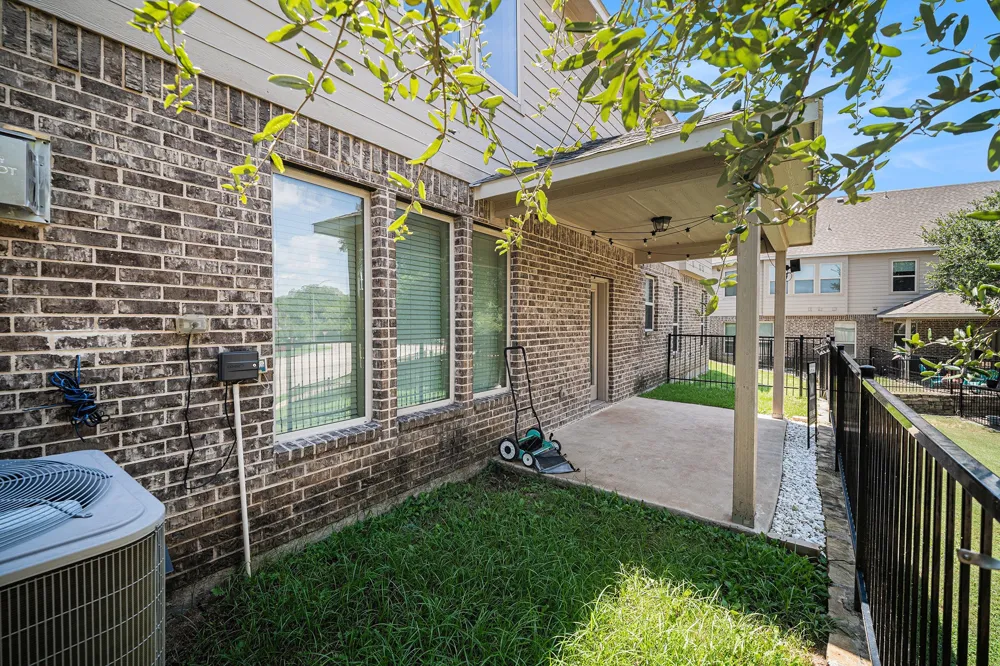 7104 Rose Quartz Court Fort Worth, TX 76132