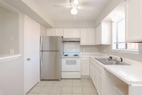 2813 Wimbledon Court #D