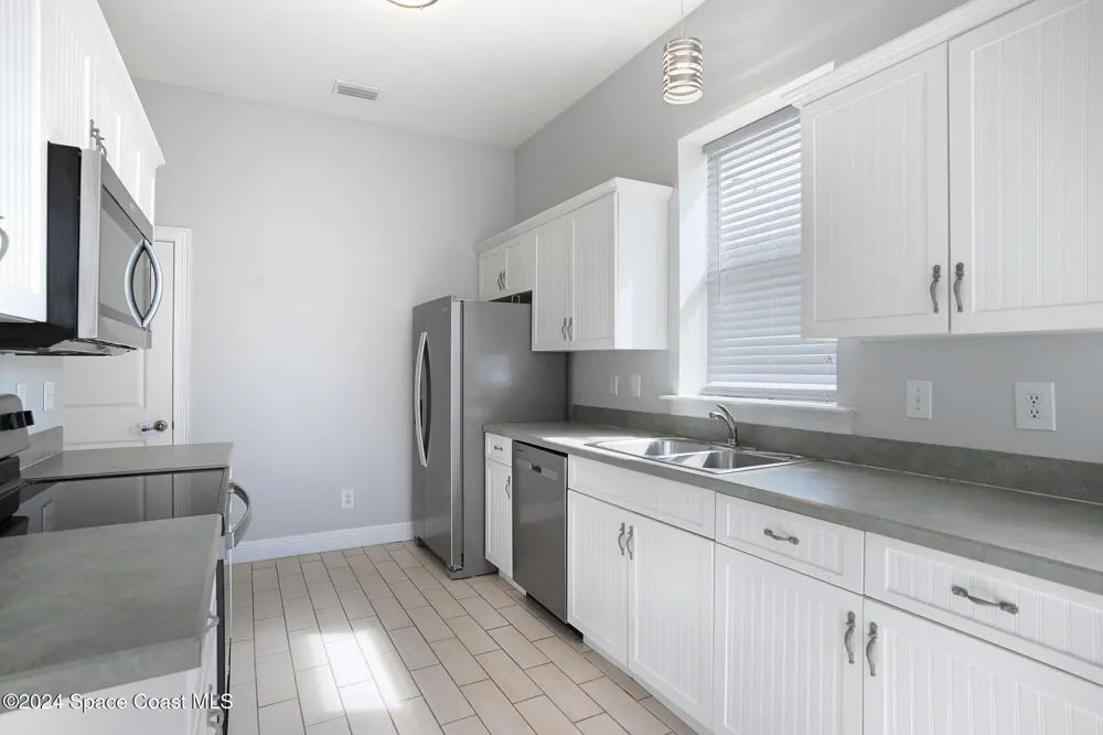 7373 Stuart Avenue Melbourne Beach, FL 32951