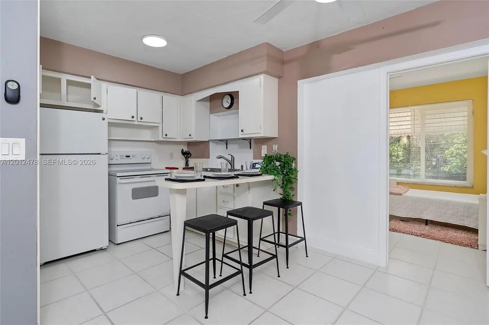 1817 NW 60th Ave #G Sunrise, FL 33313