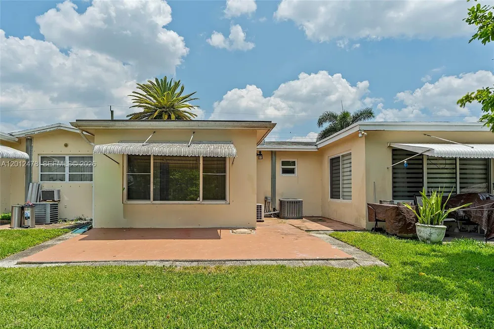 1817 NW 60th Ave #G Sunrise, FL 33313