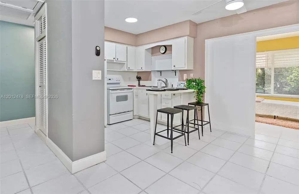 1817 NW 60th Ave #G Sunrise, FL 33313