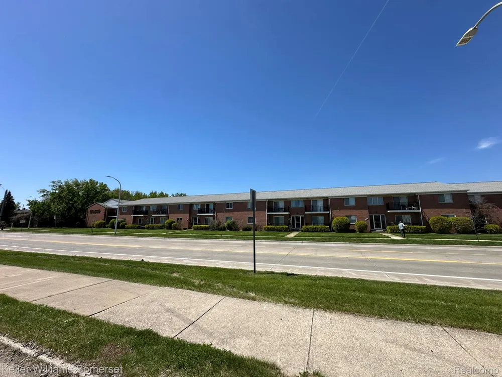 32125 Beaconsfield Street #39 Roseville City, MI 48066